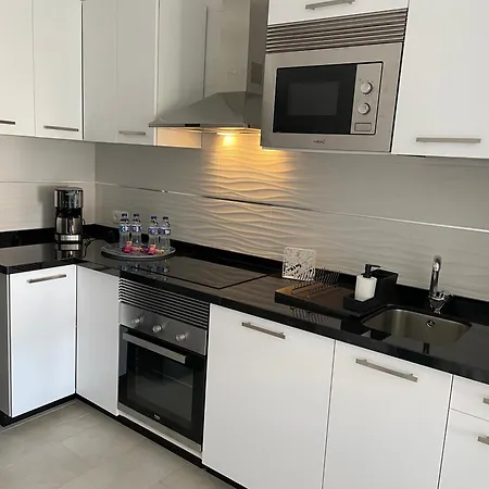 Edificio Raso De La Bruma سانتا كروز دي تينيريف