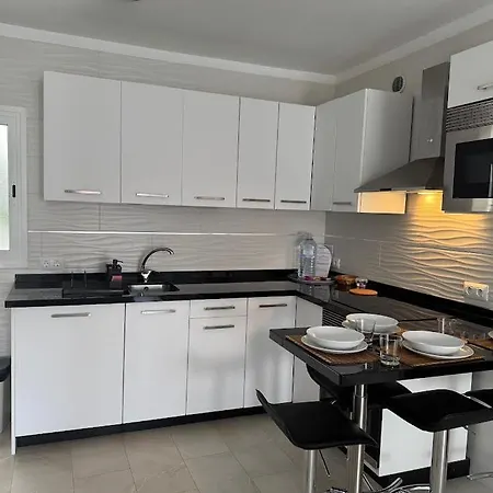 Edificio Raso De La Bruma سانتا كروز دي تينيريف