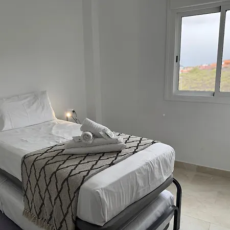 Edificio Raso De La Bruma سانتا كروز دي تينيريف