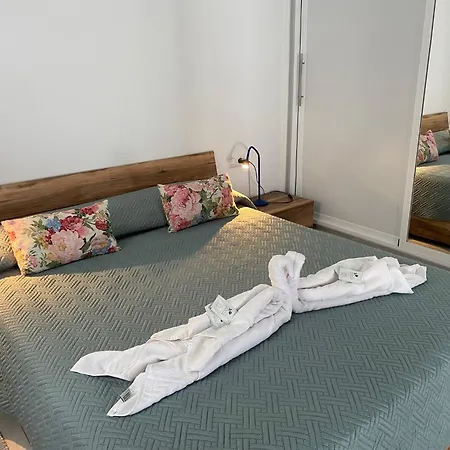 Edificio Raso De La Bruma Apartament